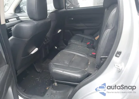 2020 Mitsubishi Outlander Le 2.4/Se 2.4/Sel 2.4/Sp 2.4 z USA, uszkodzony, nr VIN JA4AD3A30LZ042990